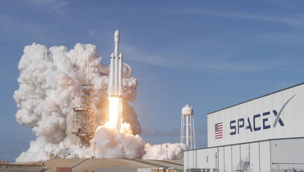 SapceX falcon heavy