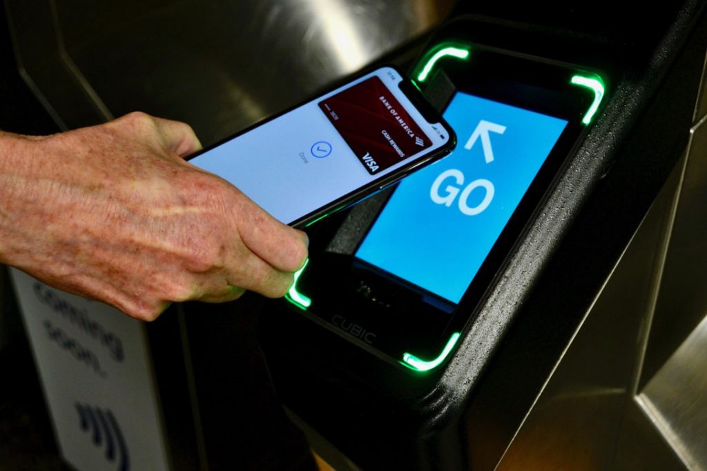 apple pay for nyc subway