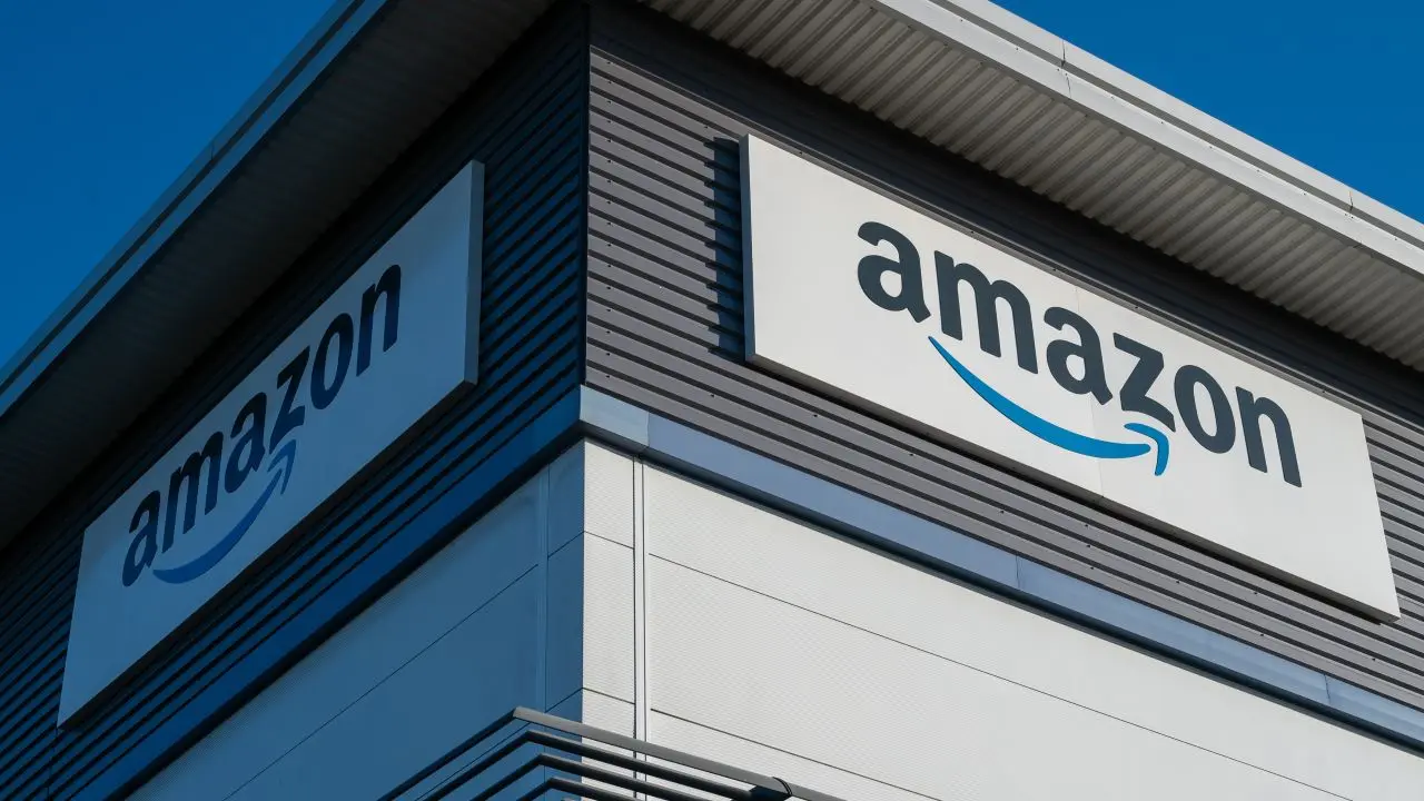 Amazon Sales Surge as Company Focuses on AI